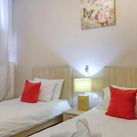 A Lovely 4br With Private Pool & Bbq By 360 Estates *