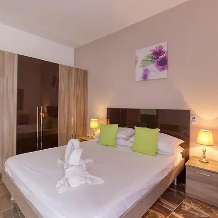 A Lovely 4br With Private Pool & Bbq By 360 Estates Is-Swieqi