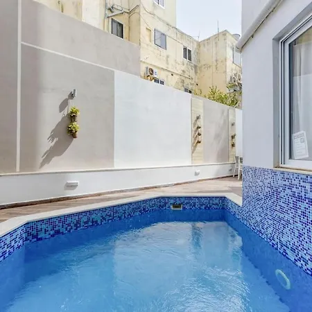 A Lovely 4br With Private Pool & Bbq By 360 Estates アパート Is-Swieqi