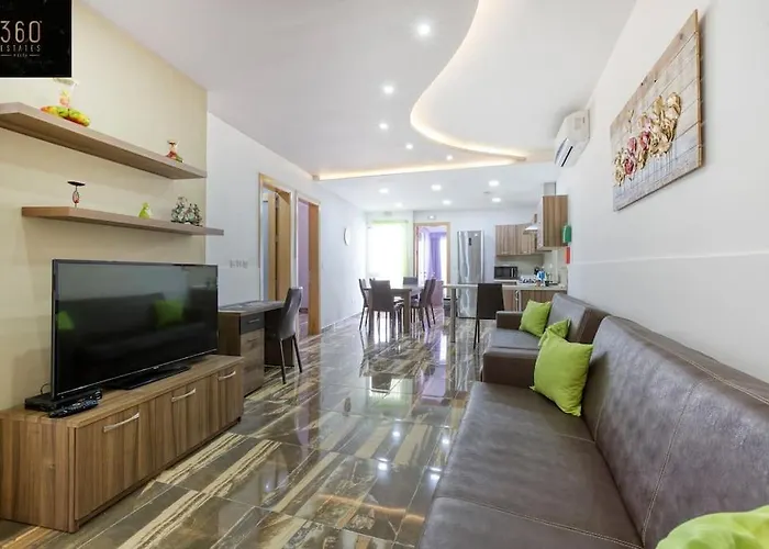 A Lovely 4br With Private Pool & Bbq By 360 Estates